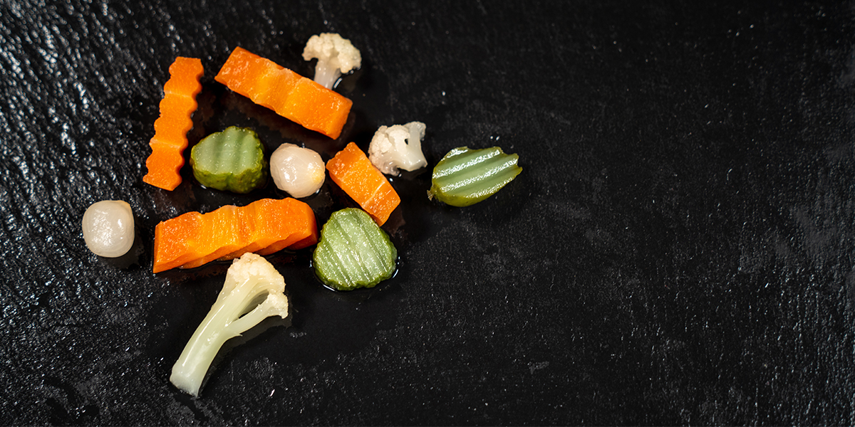 What is allowed to put into bokashi bin and what should you avoid?